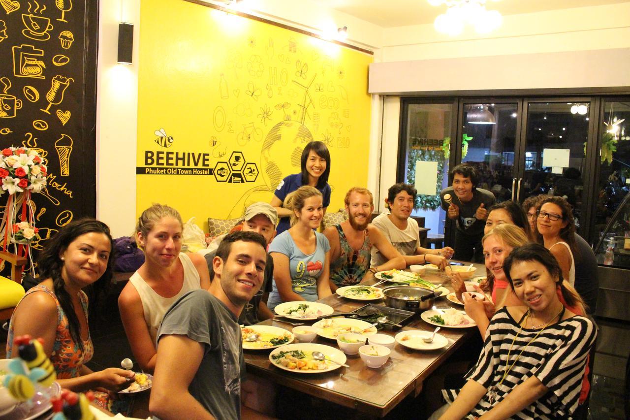 Beehive Phuket Old Town Hostel Bagian luar foto