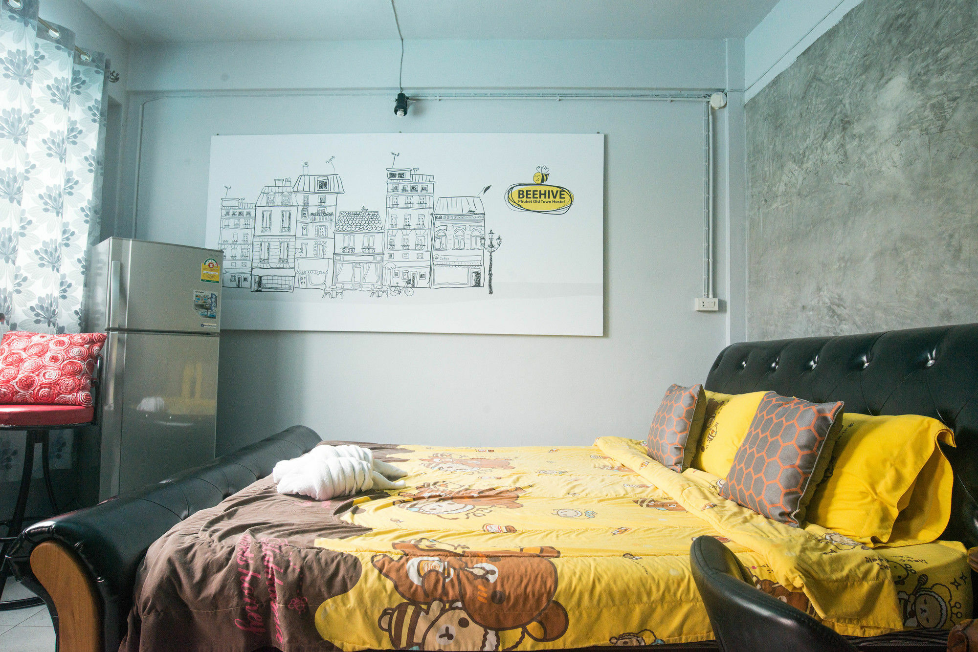 Beehive Phuket Old Town Hostel Bagian luar foto
